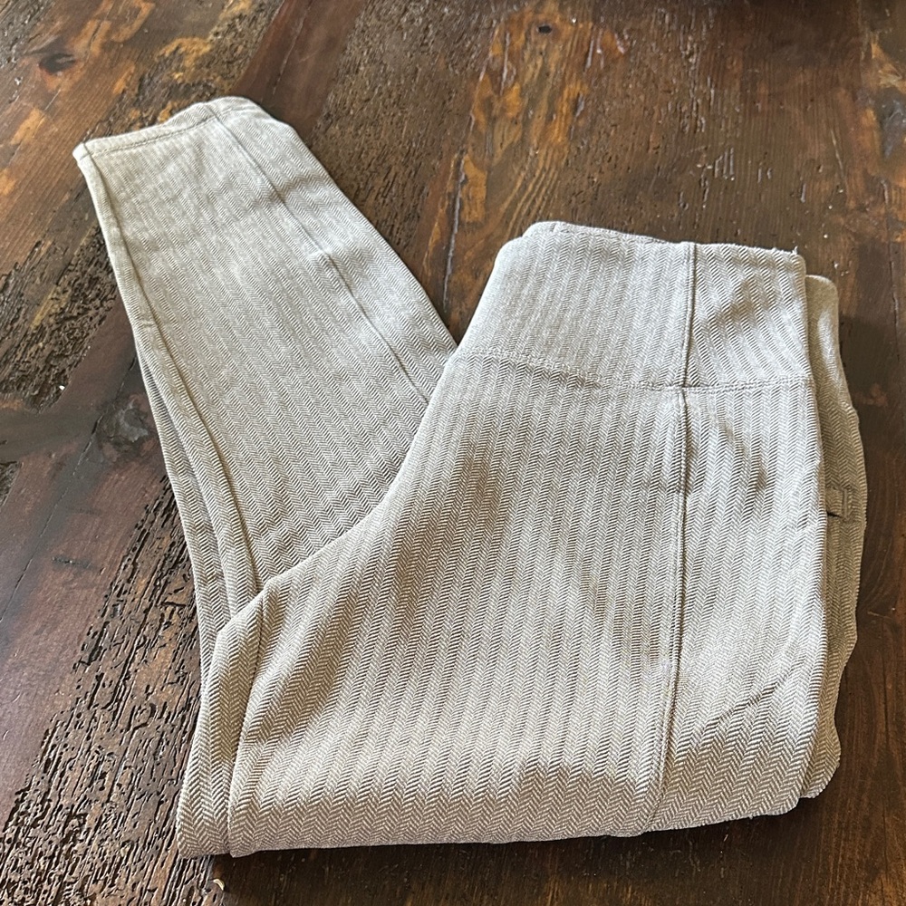 Athleta beige herringbone leggings